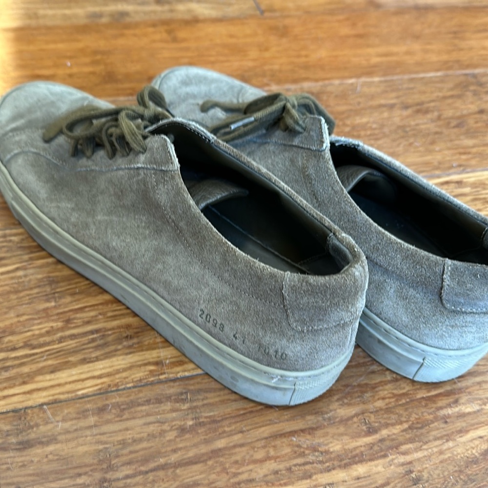 Common projects size 41 green suede shoes with brown rubber tongue